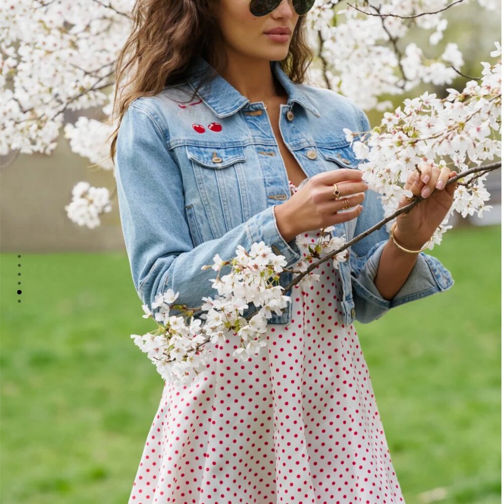 NWT LoveShackFancy Bardot Cherry Embroidered Denim Jacket Medium - Picture 4 of 14